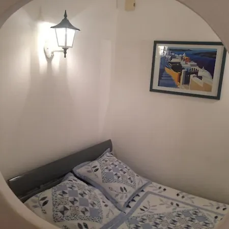 Appartamento De 50m2 En Rez De Jardin - 3 étoiles *