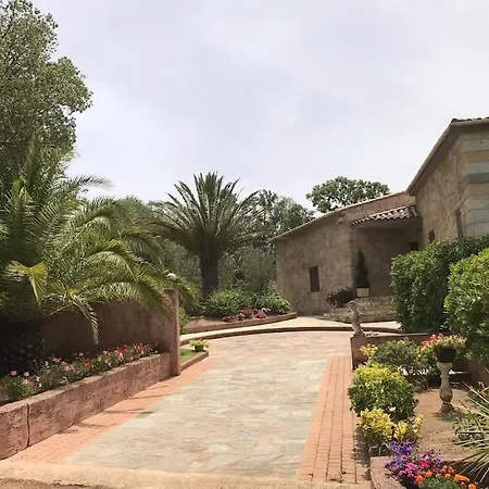Appartamento De 50m2 En Rez De Jardin - 3 étoiles *