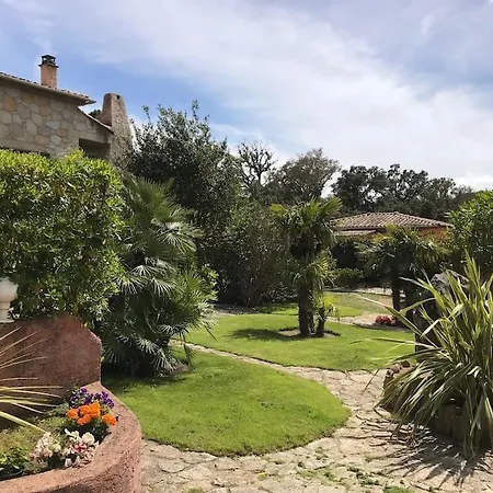 De 50m2 En Rez De Jardin - 3 étoiles Appartamento Porto Vecchio